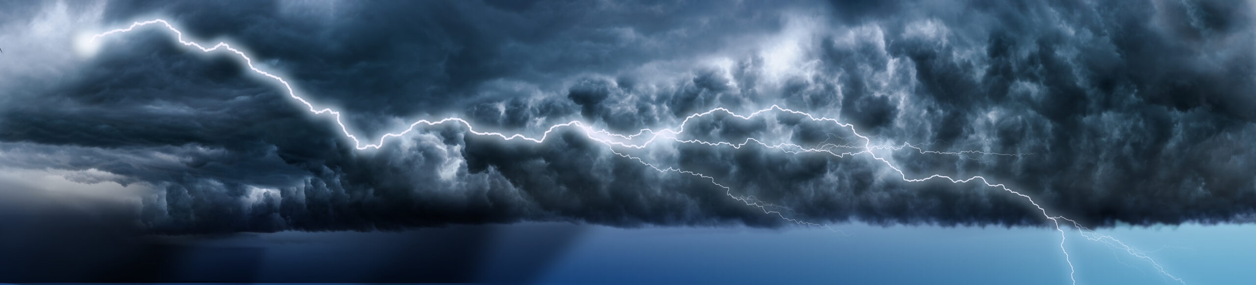 8 Lightning Safety Tips for Summer