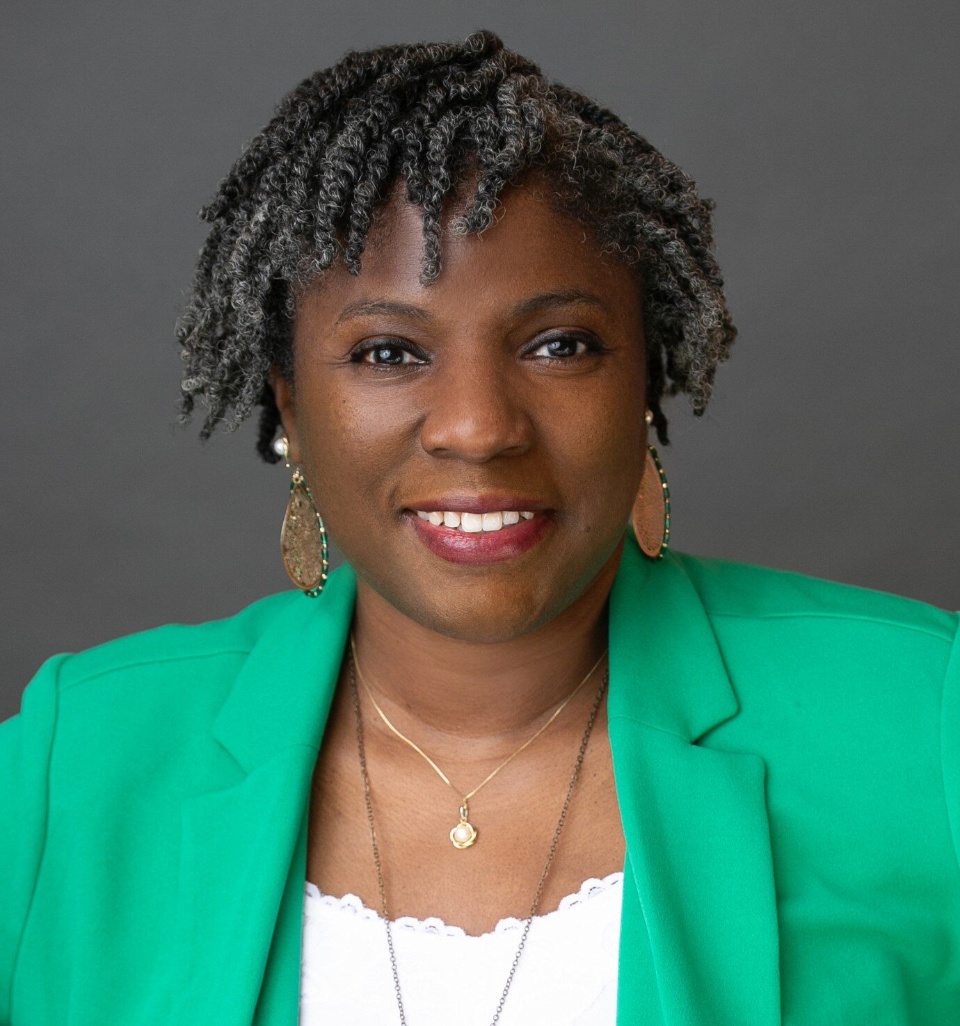 Rhonda Reaves-Smith Appointed Vice President of Customer Service